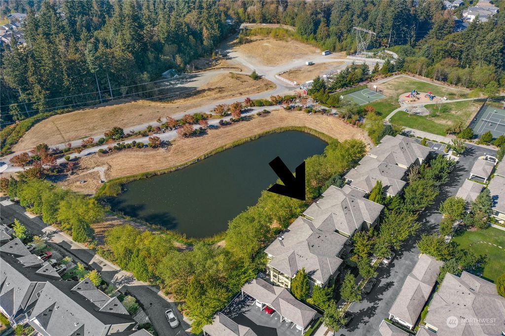 Photo of 1931 23rd Place NE #303, Issaquah, WA 98029 (MLS # 2258705)