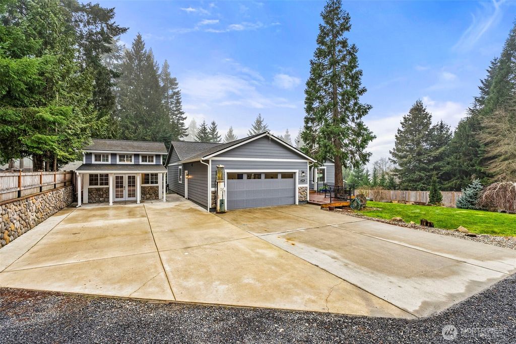 Photo of 3115 Zenkner Valley Rd, Centralia, WA 98531 (MLS # 2467925)