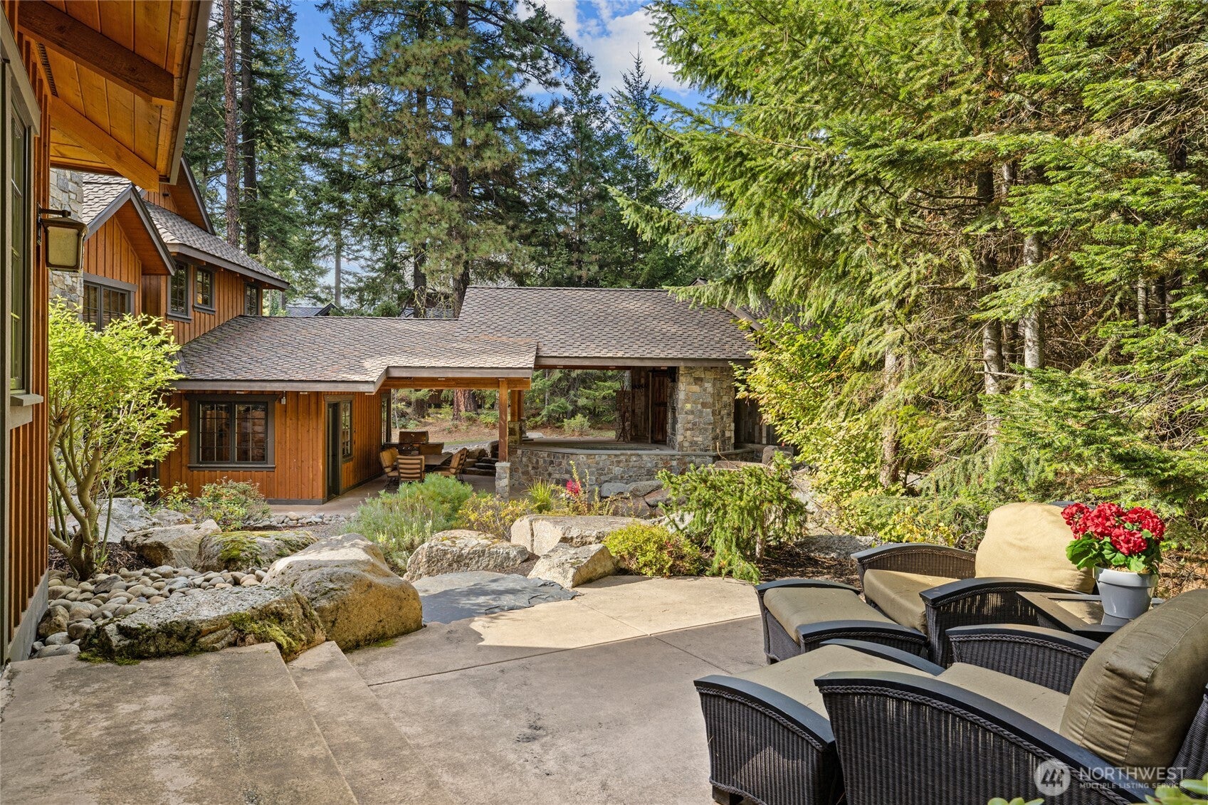 1491 Pinegrass Loop
