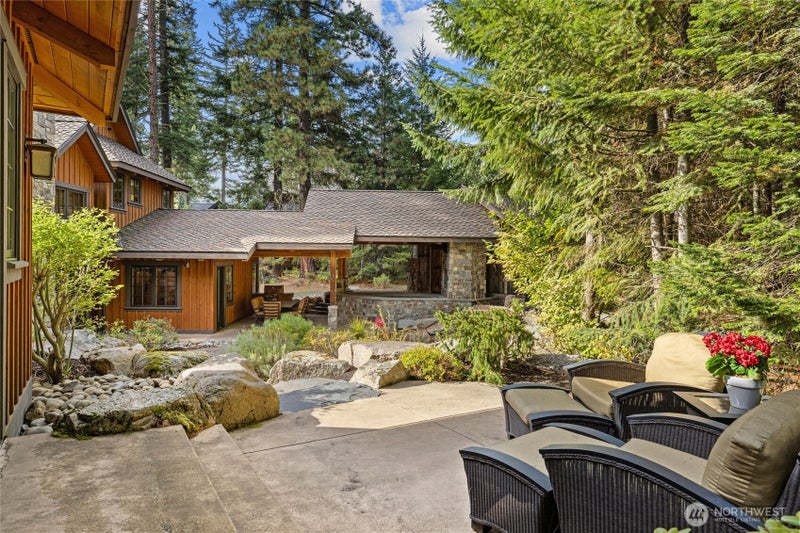 1491 Pinegrass Loop