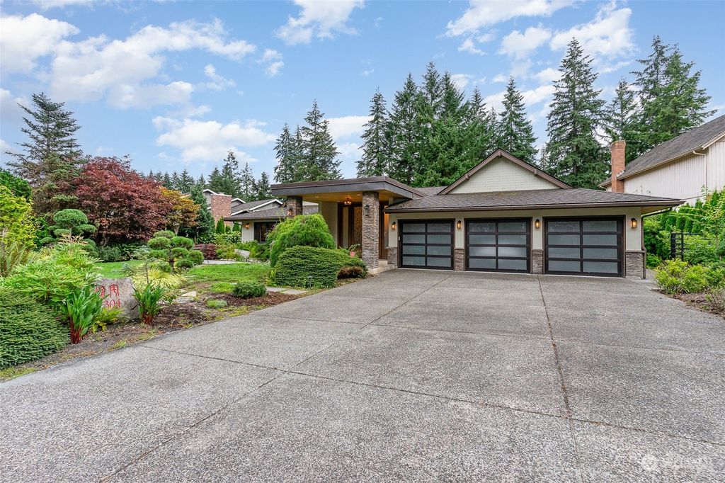 Photo of 2304 141st Place SE, Mill Creek, WA 98012 (MLS # 2273597)