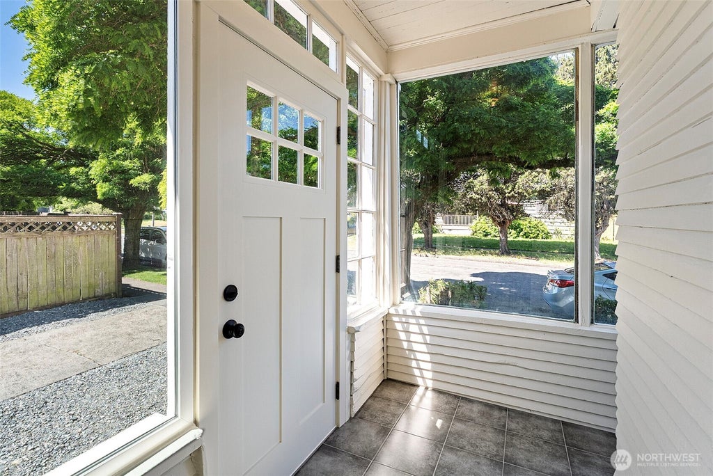 Photo of 621 S Pine Street, Tacoma, WA 98405 (MLS # 2534139)