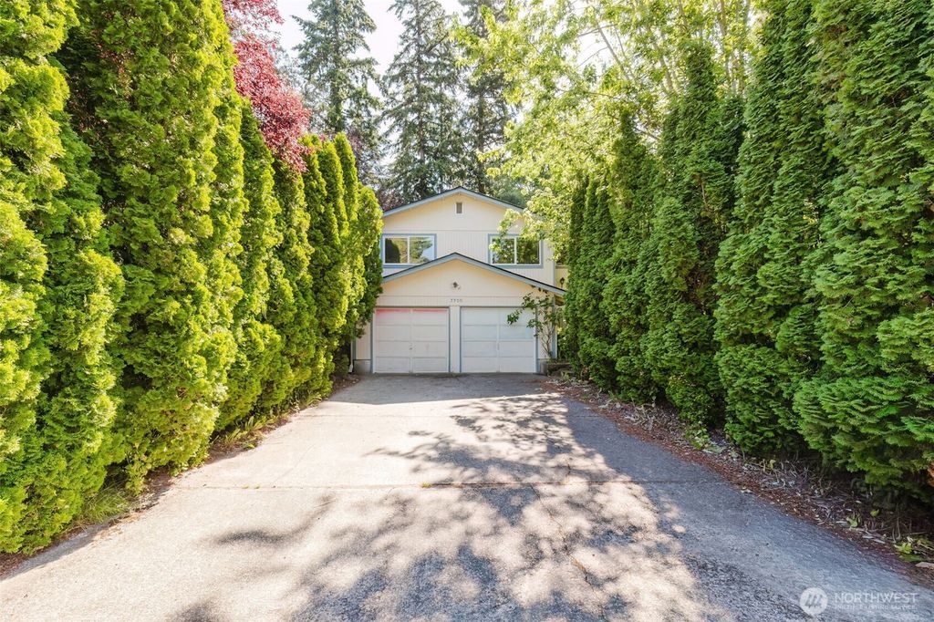 Photo of 7300 Trica Avenue NE, Bremerton, WA 98311 (MLS # 2546260)