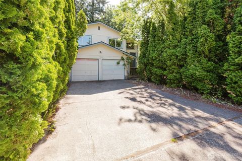 Photo of 7300 Trica Avenue NE, Bremerton, WA 98311 (MLS # 2546260)