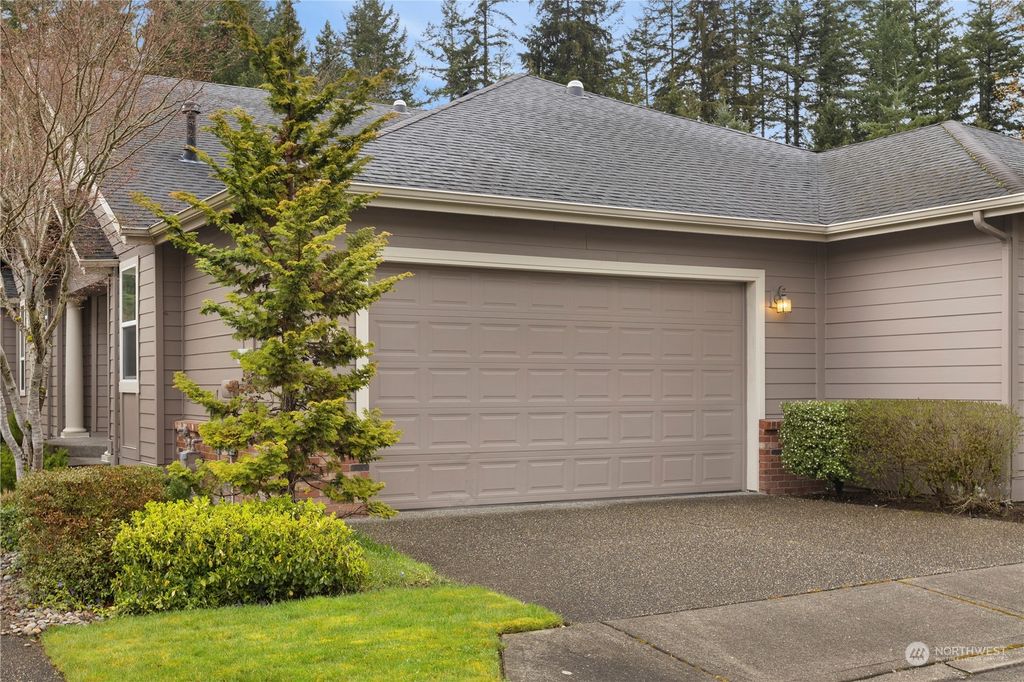 Photo of 22920 NE 132nd Place, Redmond, WA 98053 (MLS # 2213877)
