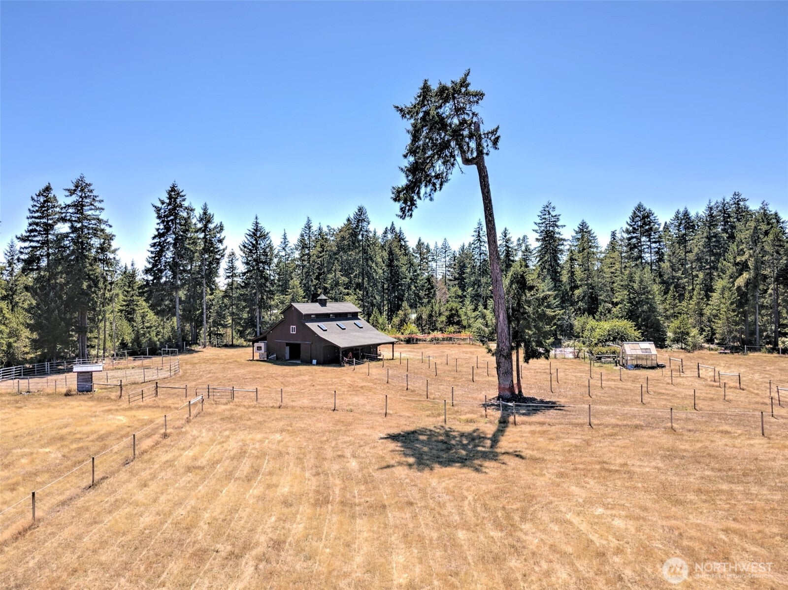 2111 W Hanks Lake Road