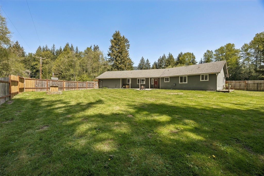 Photo of 20108 State Route 706 E, Elbe, WA 98330 (MLS # 2595644)
