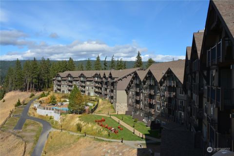 Photo of 3600 Suncadia Trail #5059, Cle Elum, WA 98922 (MLS # 2305961)