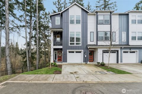 Photo of 13717 Admiralty Way #J1, Lynnwood, WA 98087 (MLS # 2473437)