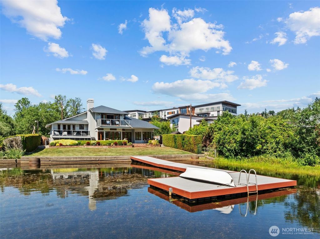 Photo of 13027 SE 76th Street, Newcastle, WA 98056 (MLS # 2408195)
