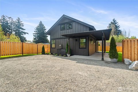 Photo of 2905 Cedarwood Avenue, Bellingham, WA 98225 (MLS # 2490162)