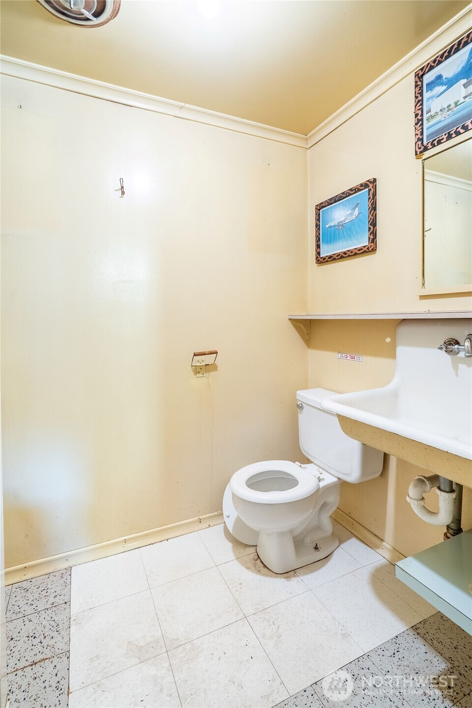 315 W Wynooche Avenue