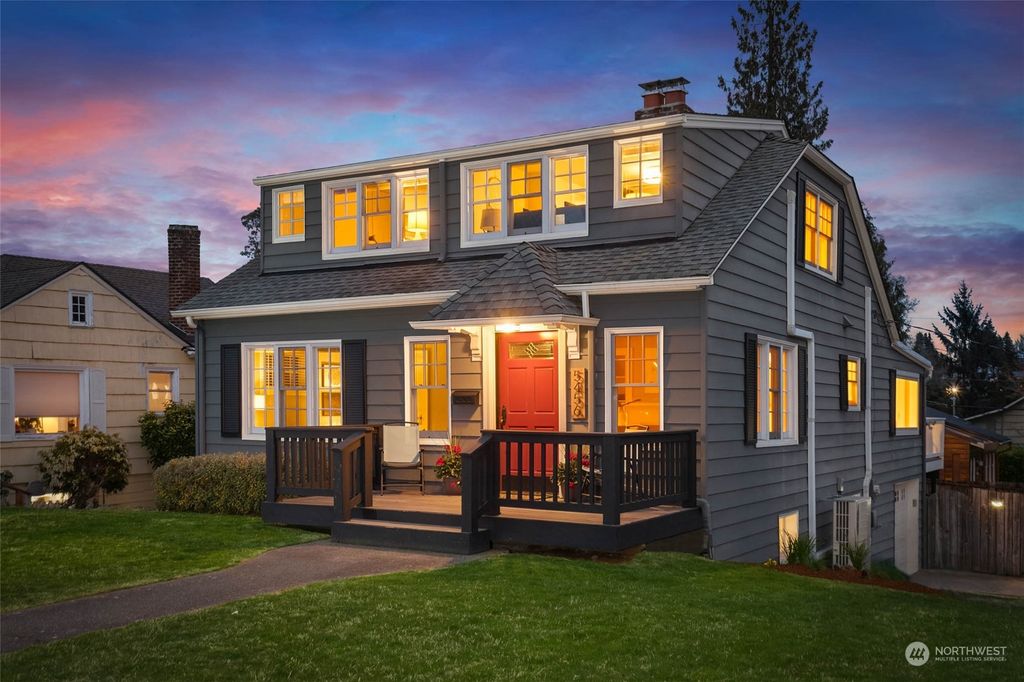 Photo of 5456 41st Avenue SW, Seattle, WA 98136 (MLS # 2050705)
