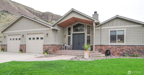 Photo of 6696 Batterman Road, Rock Island, WA 98850 (MLS # 2510802)