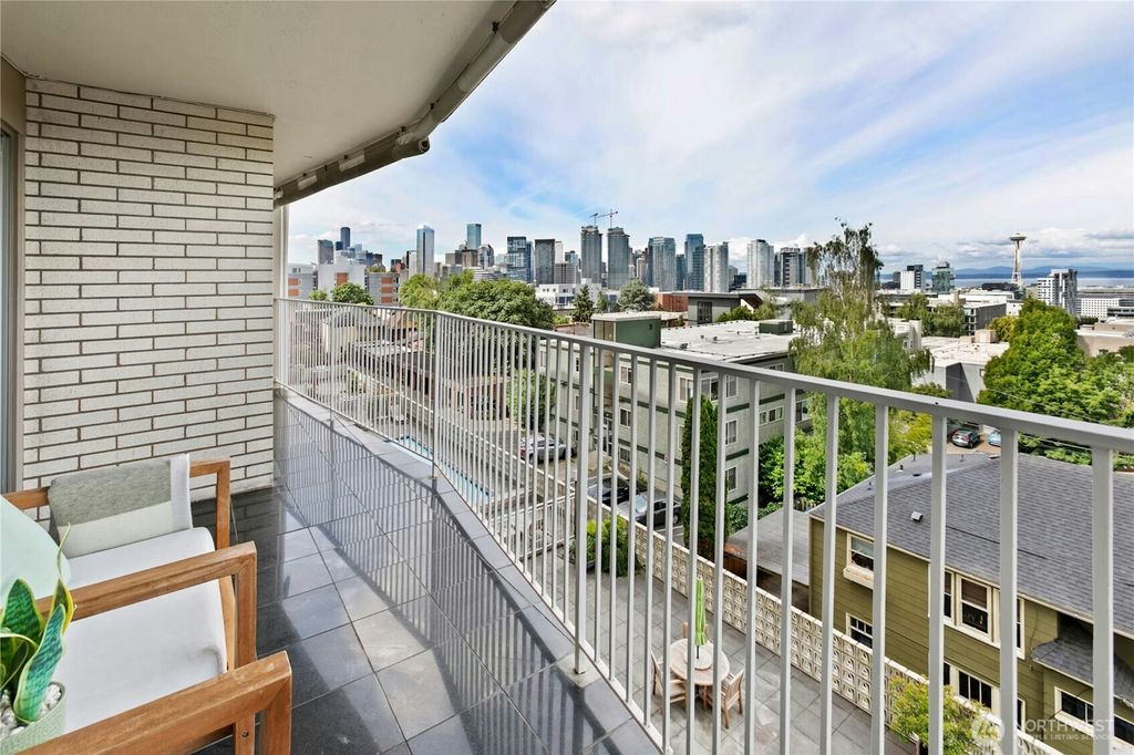 Photo of 525 BELMONT Avenue E #4F, Seattle, WA 98102 (MLS # 2434046)