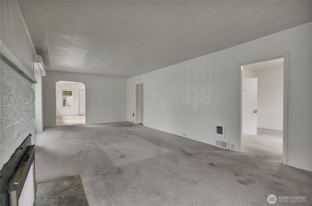 Photo of 4054 S G Street, Tacoma, WA 98418 (MLS # 2463451)