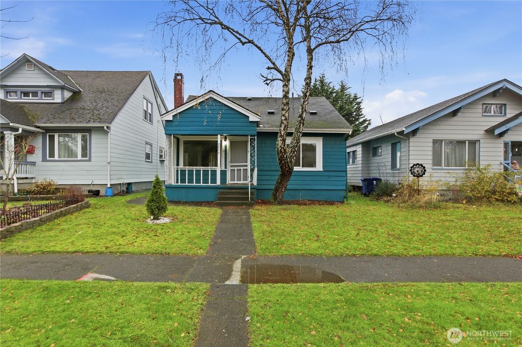 Photo of 4054 S G Street, Tacoma, WA 98418 (MLS # 2463451)