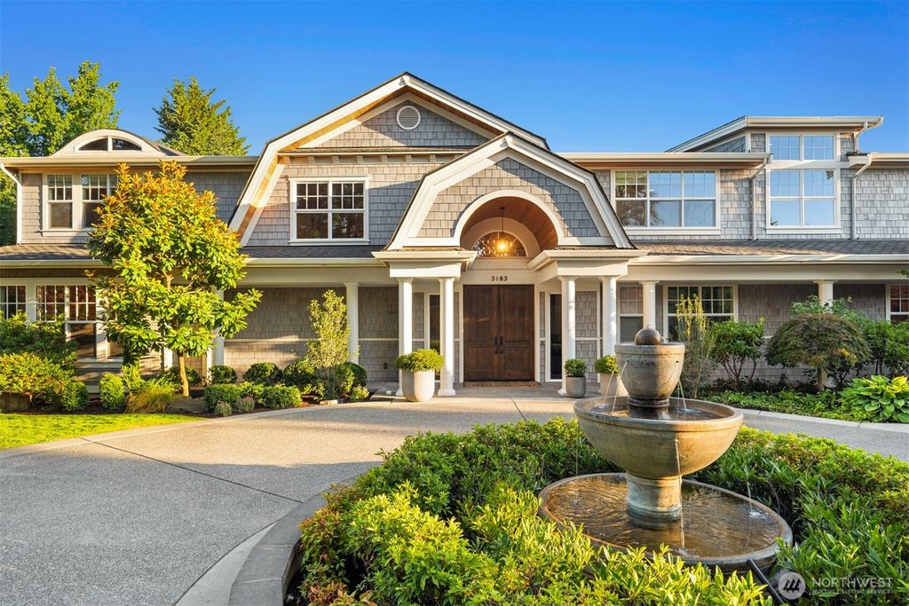 Photo of 3183 95th Place NE, Clyde Hill, WA 98004 (MLS # 2503346)