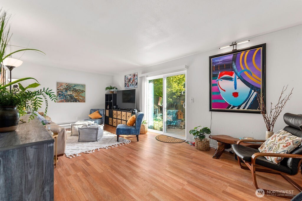 6111 N 16th Street M102