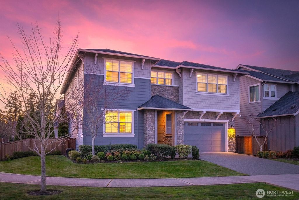 Photo of 321 Graham Avenue SE, Renton, WA 98059 (MLS # 2342608)