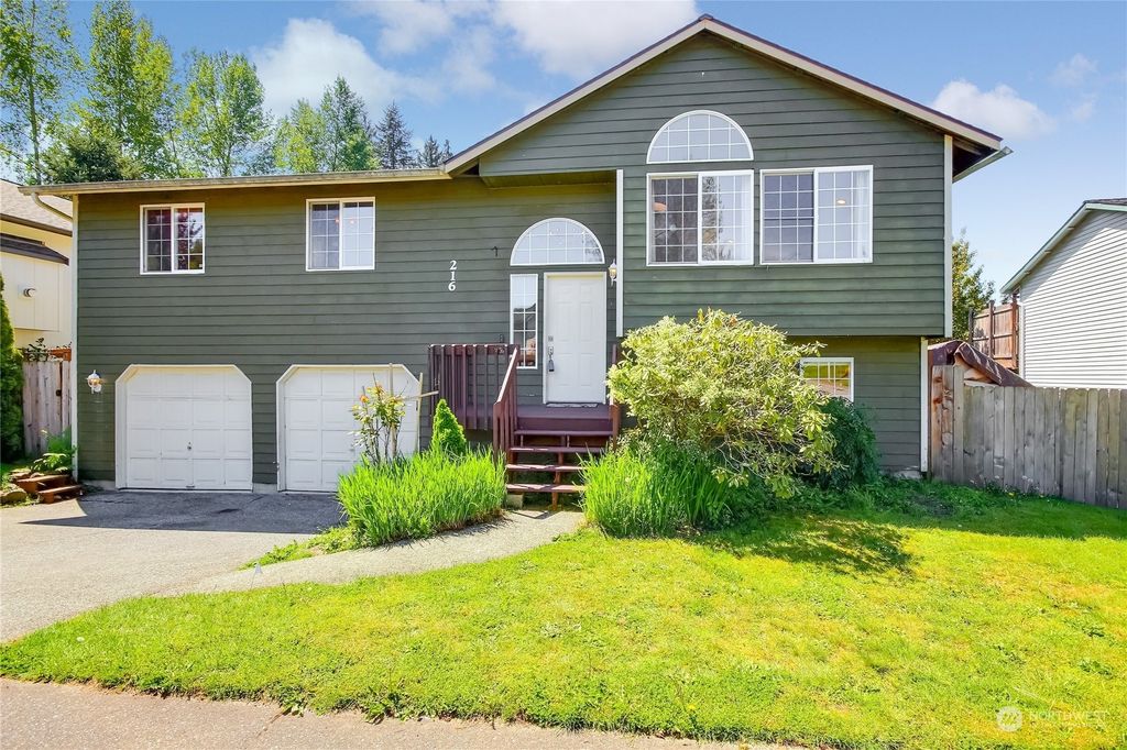 Photo of 216 Noble Way, Granite Falls, WA 98252 (MLS # 2234265)