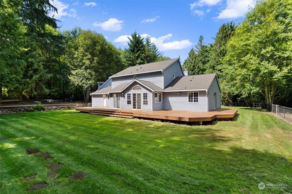 Photo of 8520 180th Street SE, Clearview, WA 98296 (MLS # 2148434)