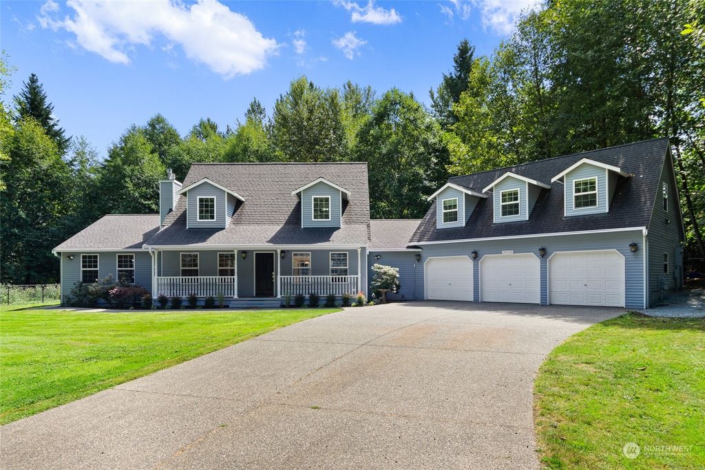 Photo of 8520 180th Street SE, Clearview, WA 98296 (MLS # 2148434)