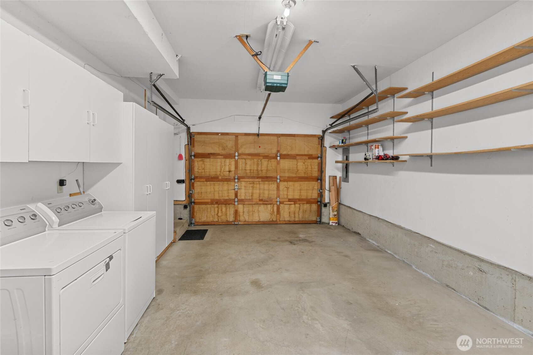 Seattle, Washington 98116, United States, 3 Bedrooms Bedrooms, ,2 BathroomsBathrooms,Residential,Active,253587