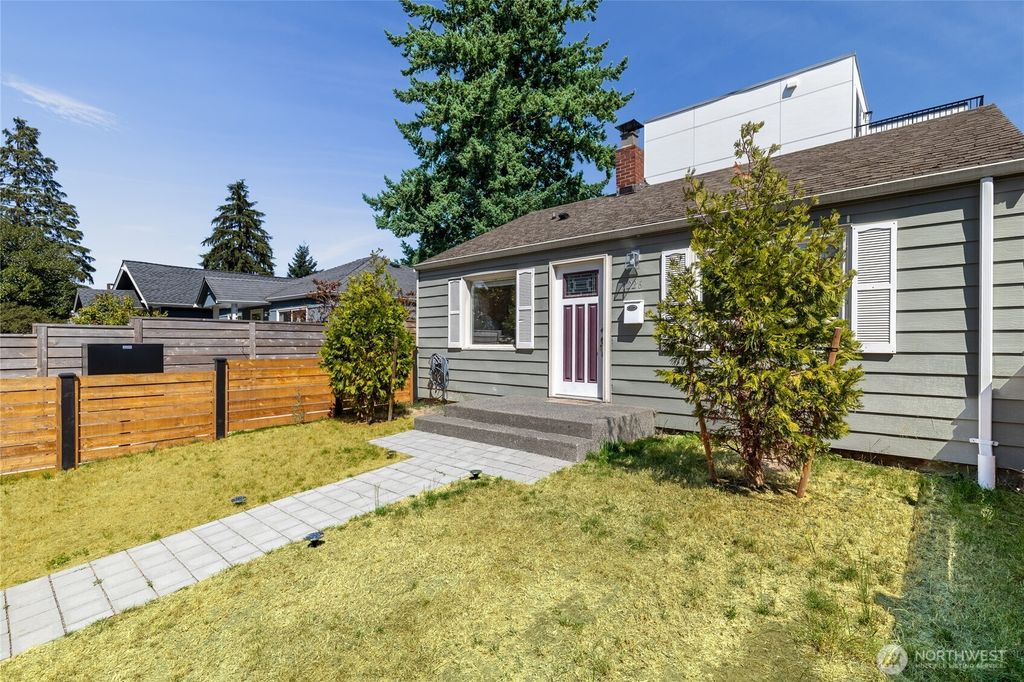 Photo of 9226 21st Avenue SW, Seattle, WA 98106 (MLS # 2421644)