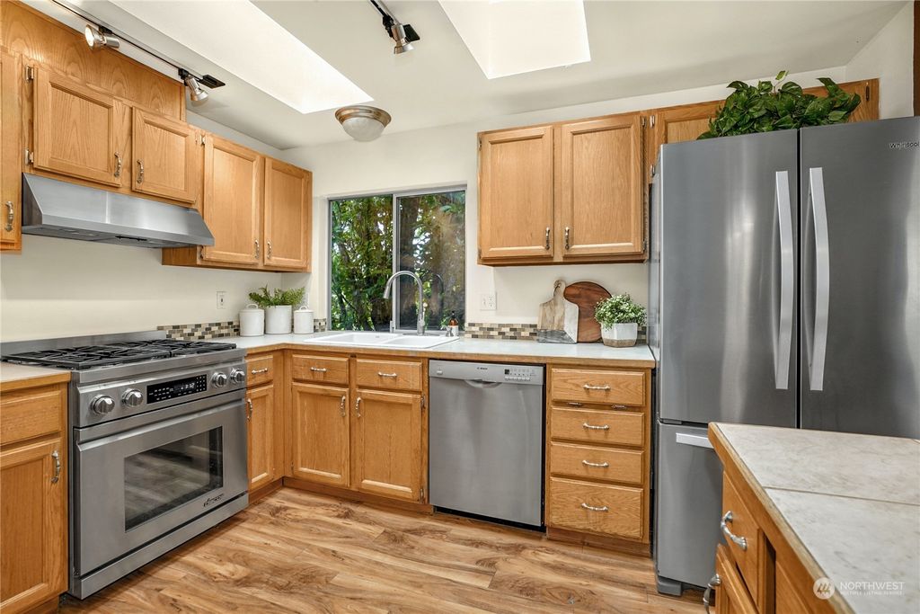 Photo of 6353 40th Avenue SW, Seattle, WA 98136 (MLS # 2127561)