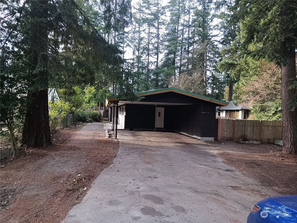 Photo of 18053 1st Avenue NE, Shoreline, WA 98155 (MLS # 2331658)