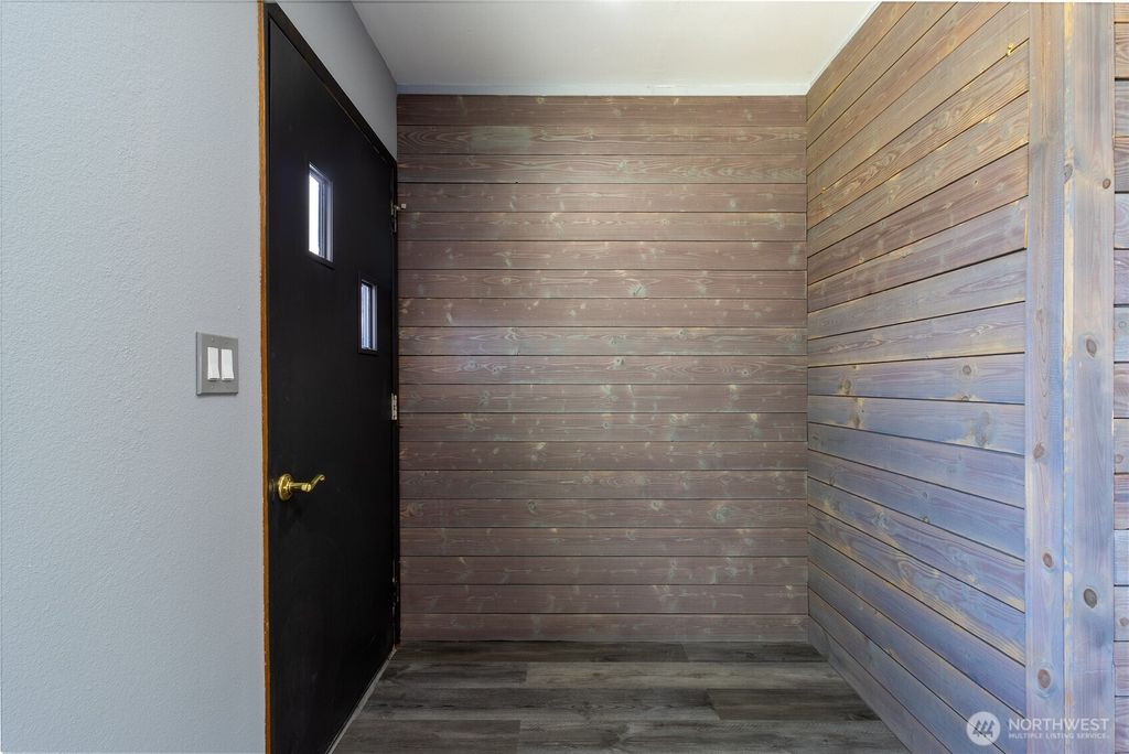 Photo of 365 SE Highland Park Drive, College Place, WA 99324 (MLS # 2480965)