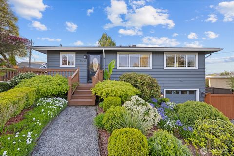 8004 S 113th Street, Seattle, WA 98178 - MLS#: 2360862