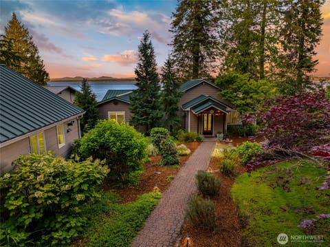 Photo of 24920 S South Kingston Road NE, Kingston, WA 98346 (MLS # 2544946)
