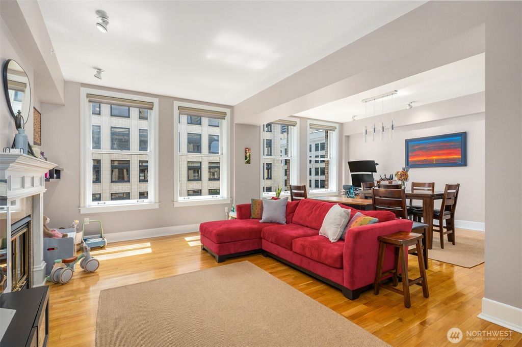 Photo of 1500 4th Avenue #804, Seattle, WA 98101 (MLS # 2527895)