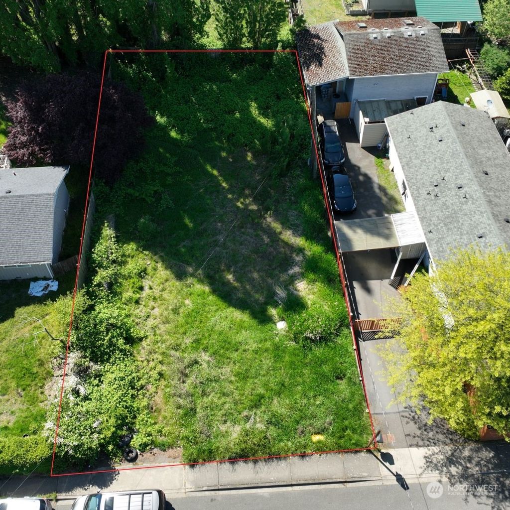 Photo of 12045 24th Avenue S, Seattle, WA 98168 (MLS # 2235434)