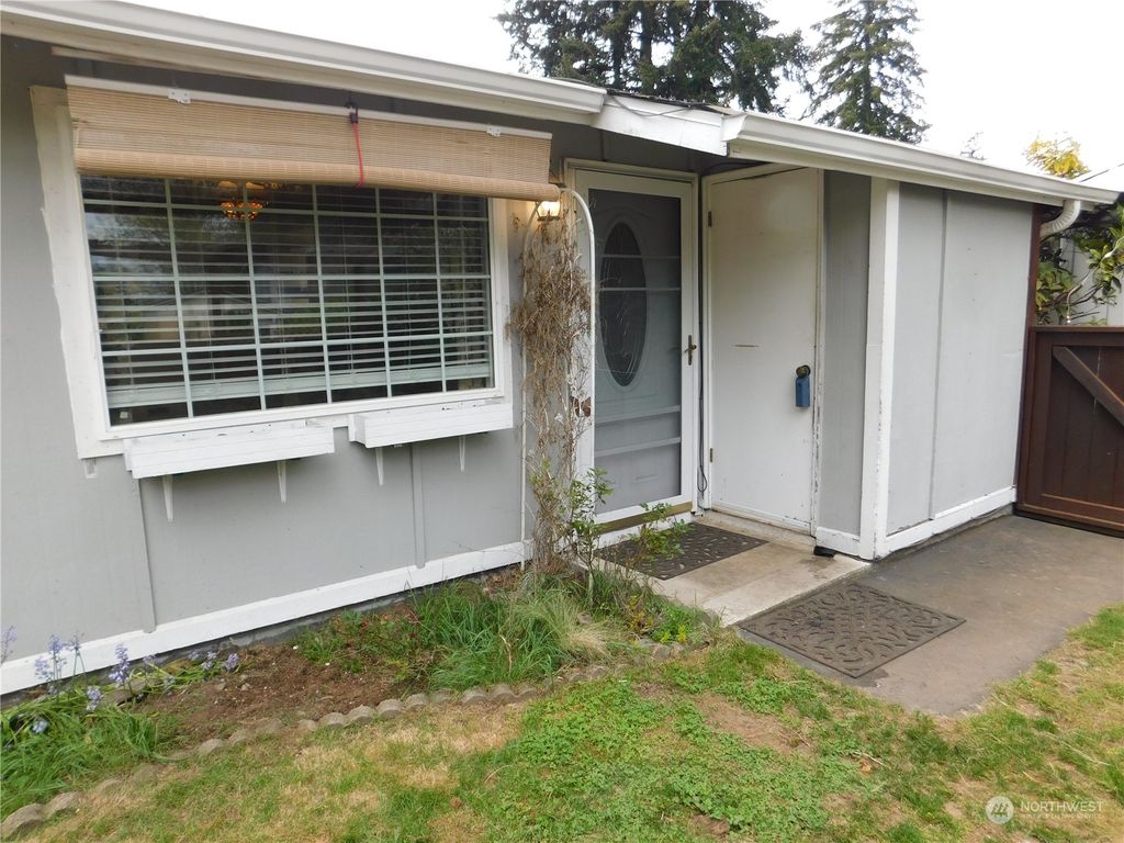 Photo of 31827 120th Avenue SE, Auburn, WA 98092 (MLS # 2062895)