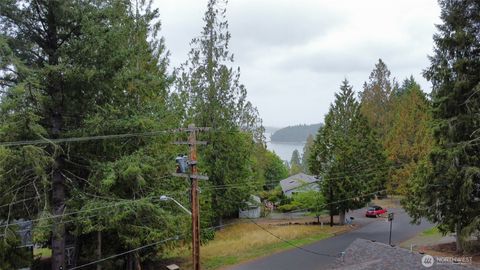 Photo of 2429 Crestridge Drive NW, Olympia, WA 98502 (MLS # 2371138)