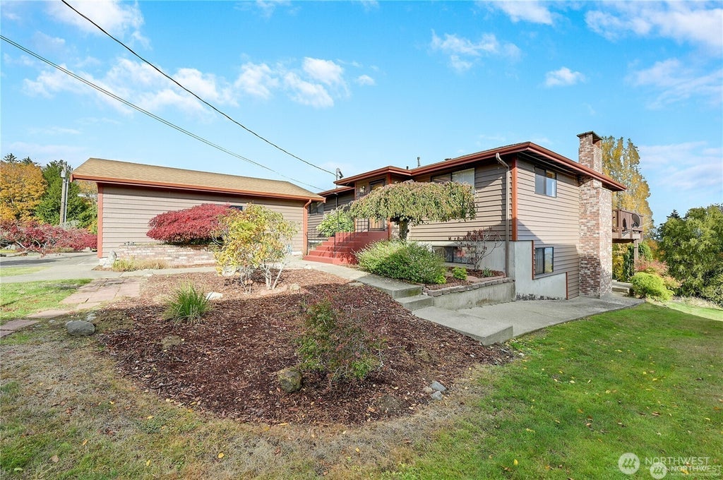 Photo of 2601 2nd Avenue E, Port Orchard, WA 98366 (MLS # 2581917)