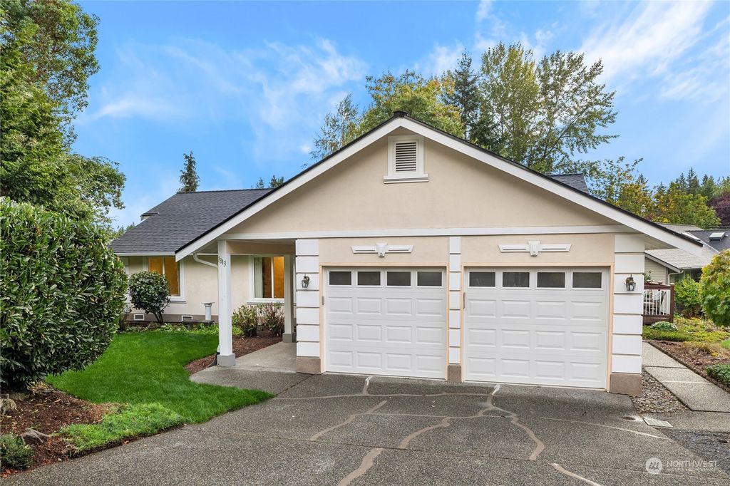 Photo of 7813 NE 124th Street, Kirkland, WA 98034 (MLS # 2166748)
