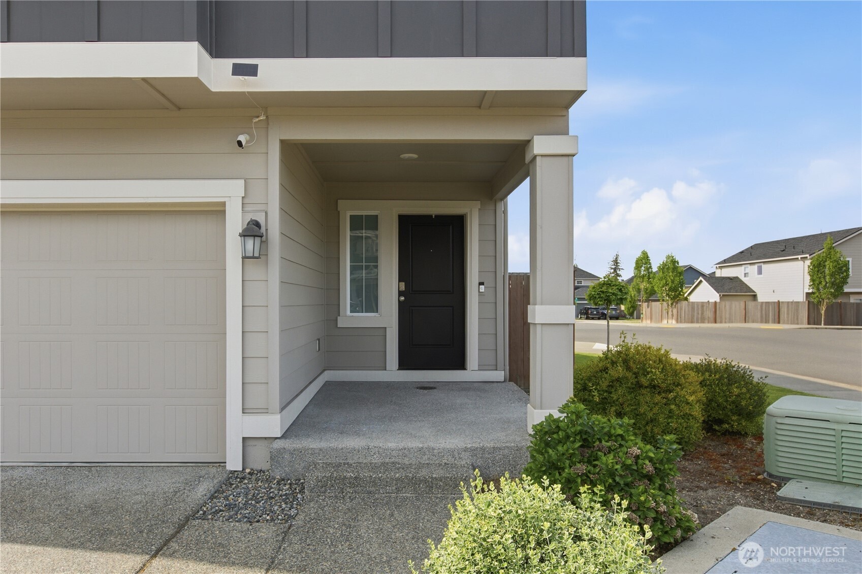 10691 186th Street Ct E