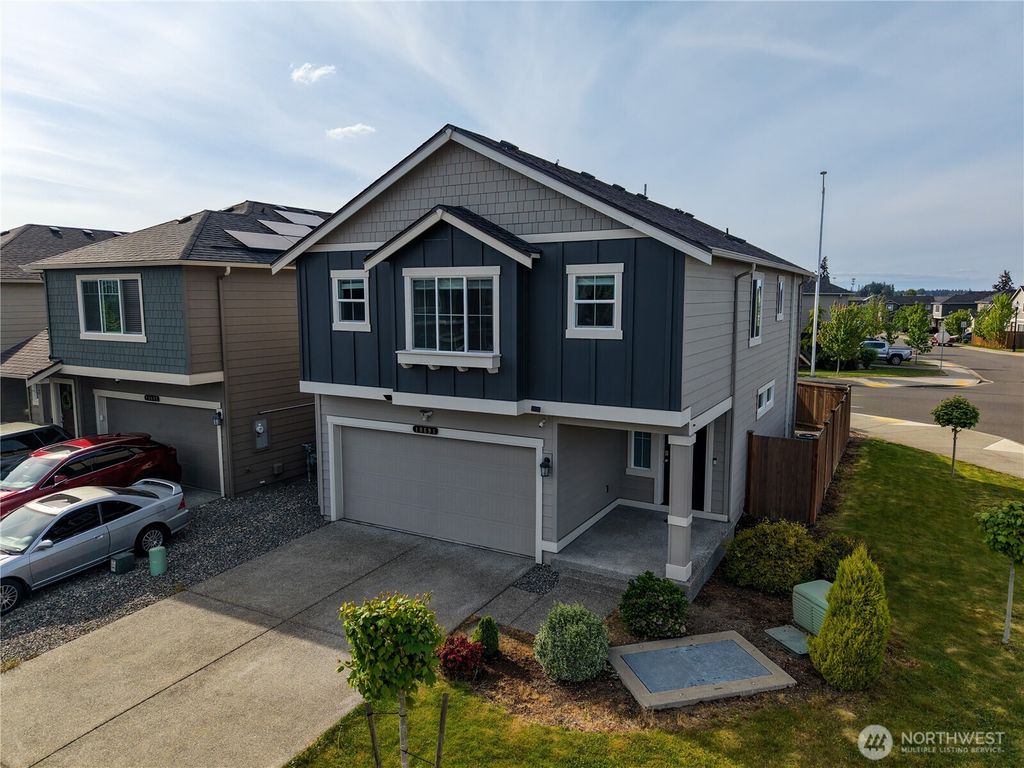 Photo of 10691 186th Street Ct E, Puyallup, WA 98374 (MLS # 2524548)