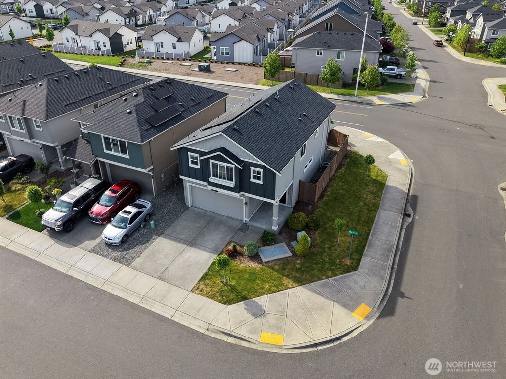 Photo of 10691 186th Street Ct E, Puyallup, WA 98374 (MLS # 2524548)