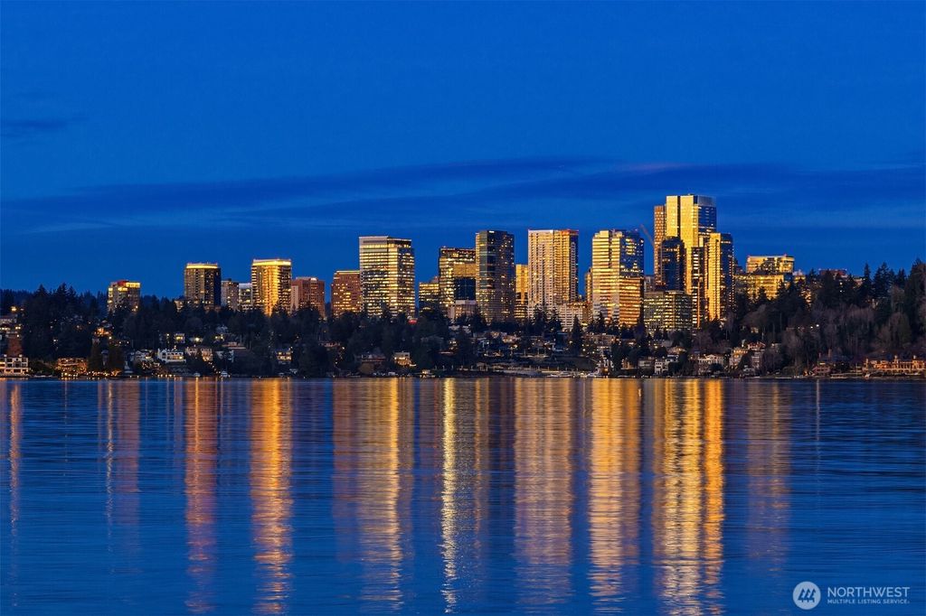 Photo of 7010 N Mercer Way, Mercer Island, WA 98040 (MLS # 2432113)