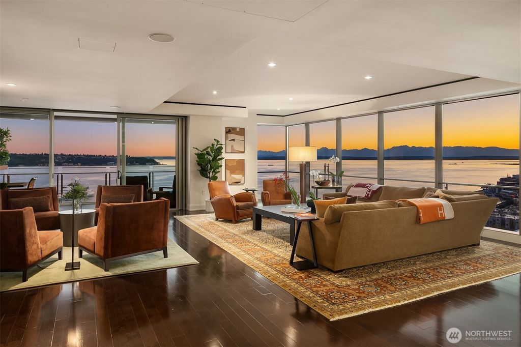 Photo of 99 Union Street #1601, Seattle, WA 98101 (MLS # 2403576)