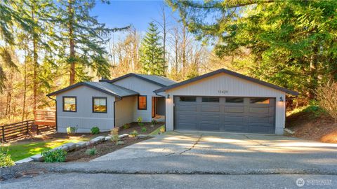 Photo of 13429 173rd Avenue SE, Renton, WA 98059 (MLS # 2480416)