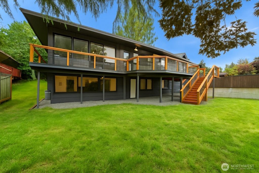 Photo of 406 Center Place, Everett, WA 98203 (MLS # 2406535)