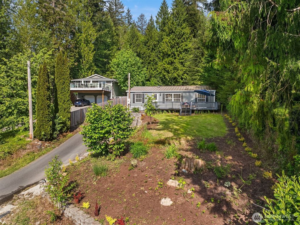 Photo of 2711 S Lake Roesiger Road, Snohomish, WA 98290 (MLS # 2527732)