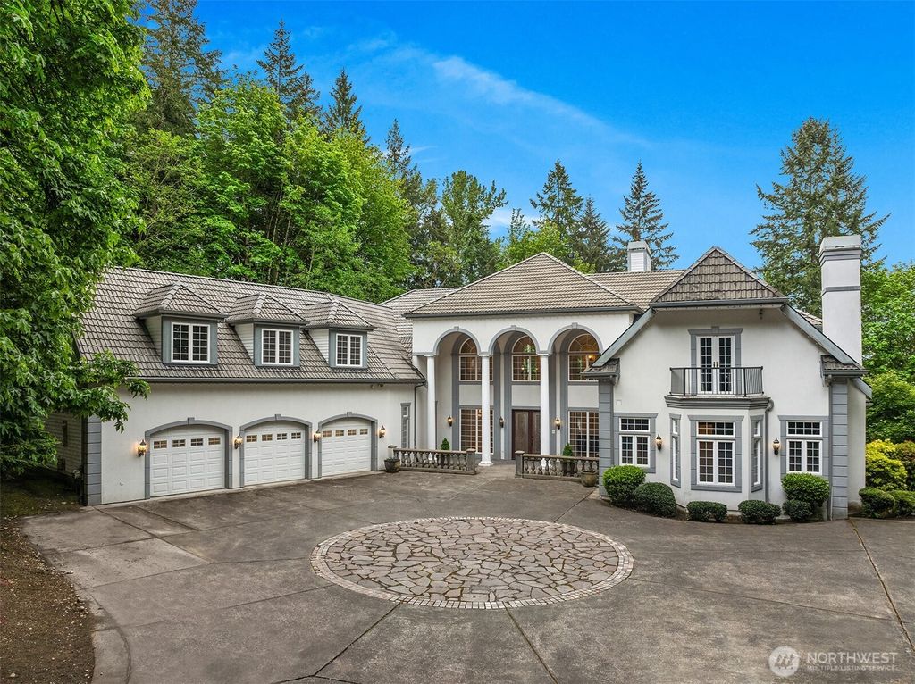 Photo of 22135 SE 134th Street, Issaquah, WA 98027 (MLS # 2369157)