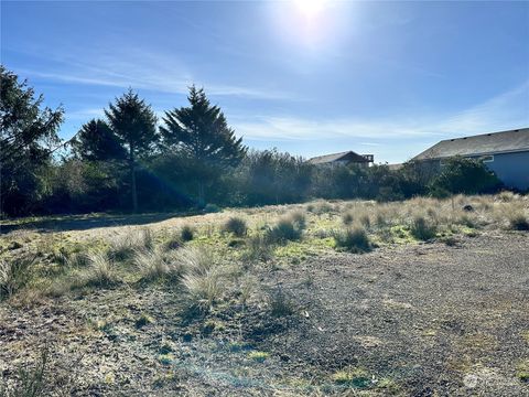 586 Ocean Shores Boulevard SW Ocean Shores WA 98569